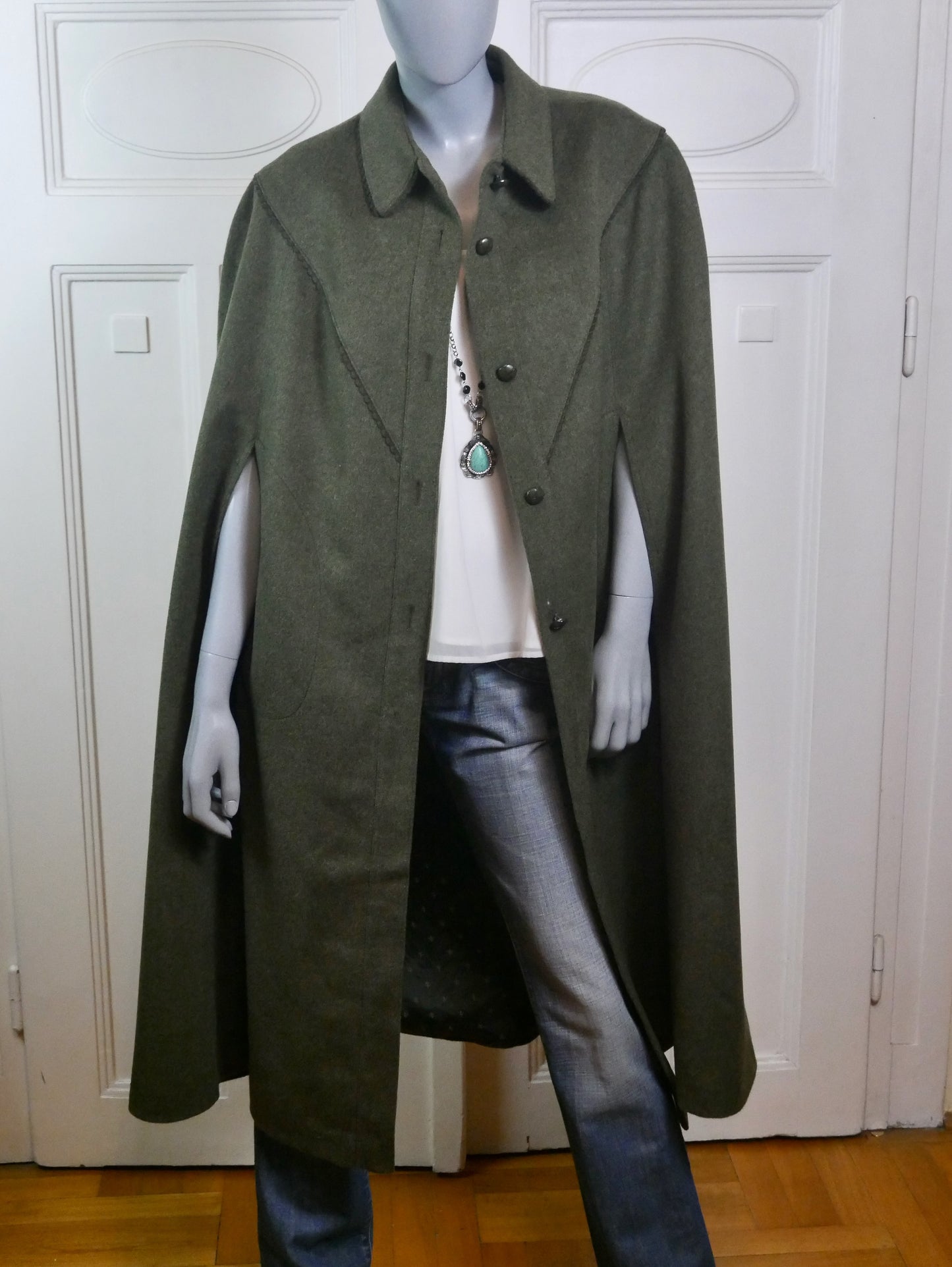 Vintage Cape Coat | Olive Green Loden Wool 1980s | Medium
