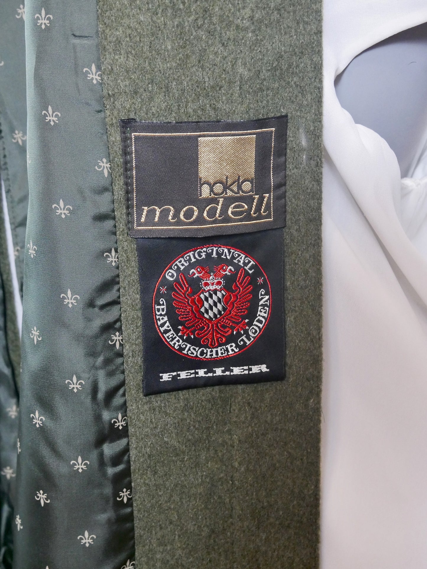Vintage Cape Coat | Olive Green Loden Wool 1980s | Medium