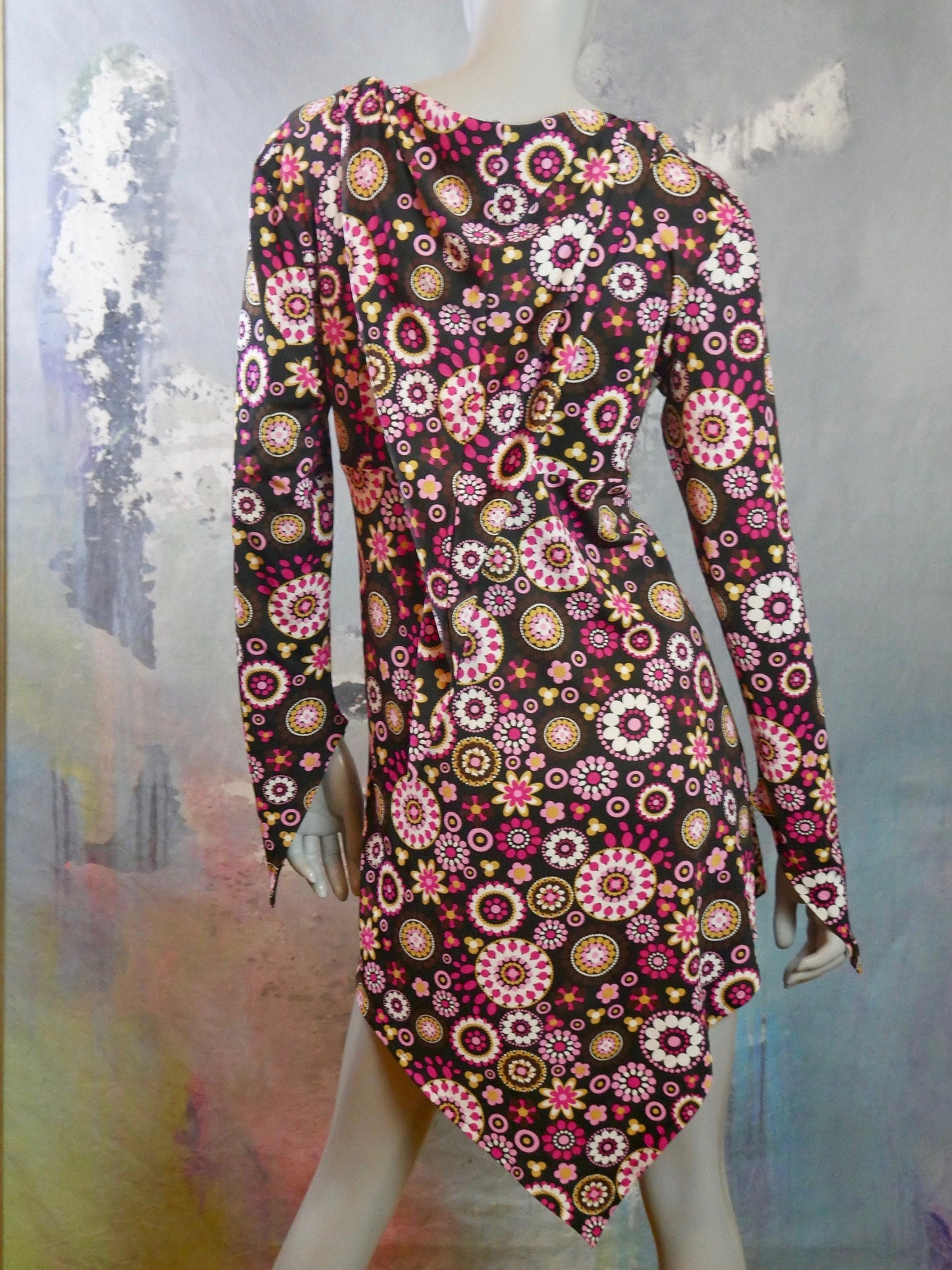 1970s Groovy Pink Dress | European Vintage Asymmetric Leo Gabor Vintage