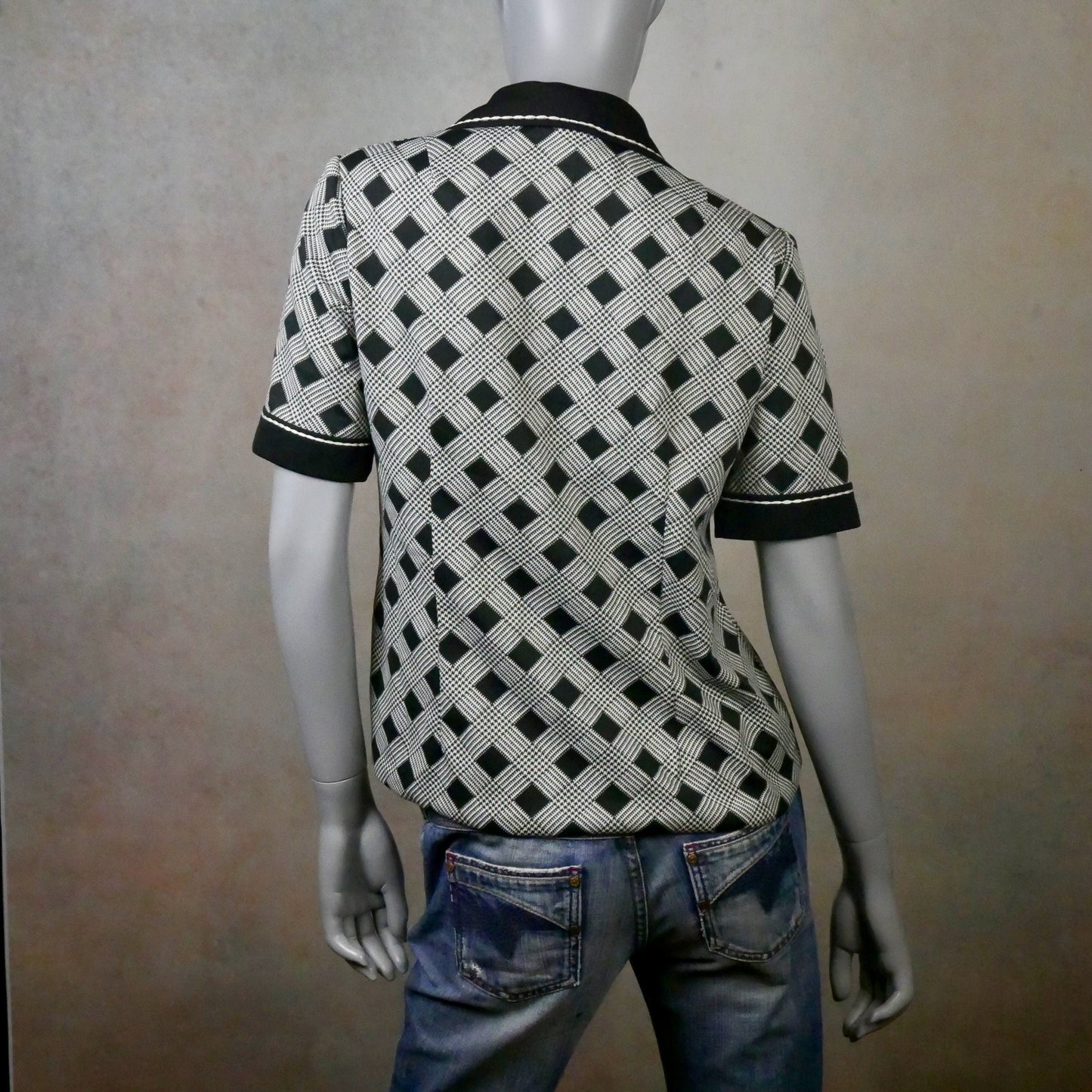 1970s Vintage Black and White Top | European Summer Blouse | Large Leo Gabor Vintage