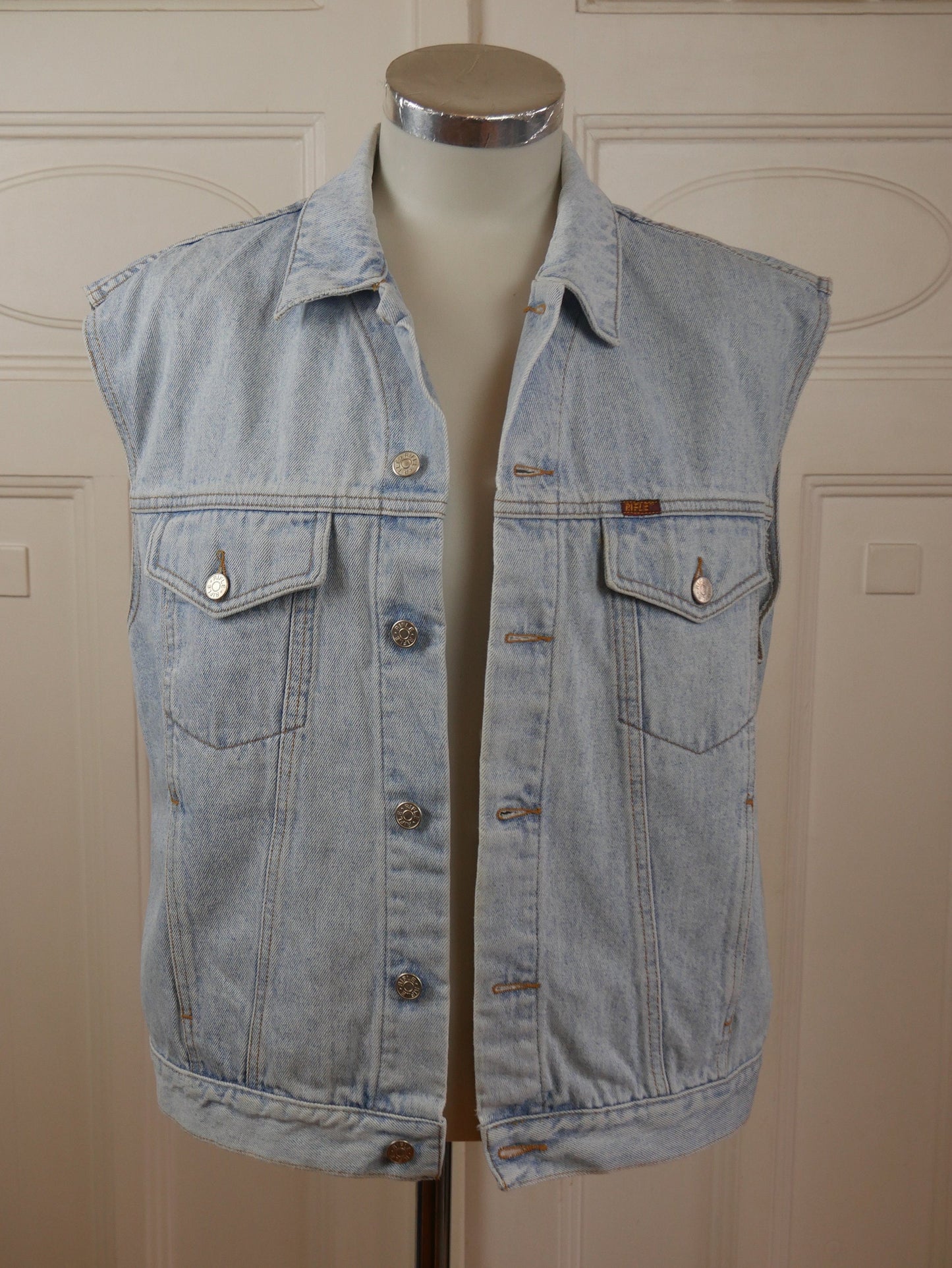 1980s Denim Vest | Vintage Cotton Blue Jeans Waistcoat | Extra Large Leo Gabor Vintage