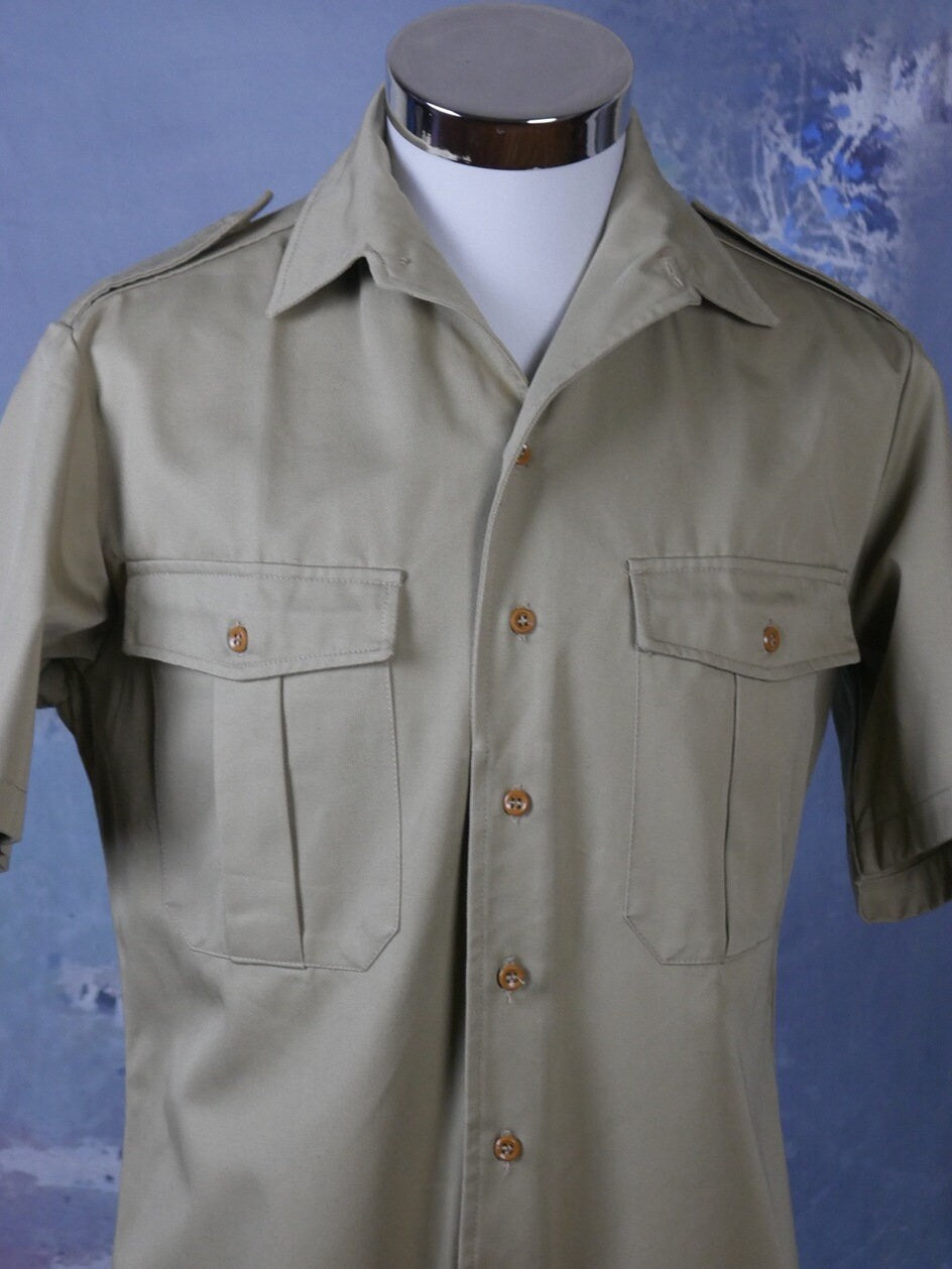 1980s Dutch Military Shirt | Desert Tan Short Sleeve Korps Marinier with Epaulets | Large Leo Gabor Vintage