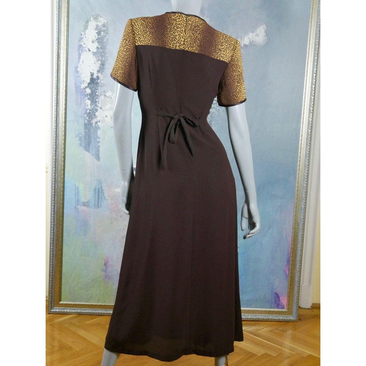1980s Vintage Brown Midi Dress with Leopard Print Leo Gabor Vintage