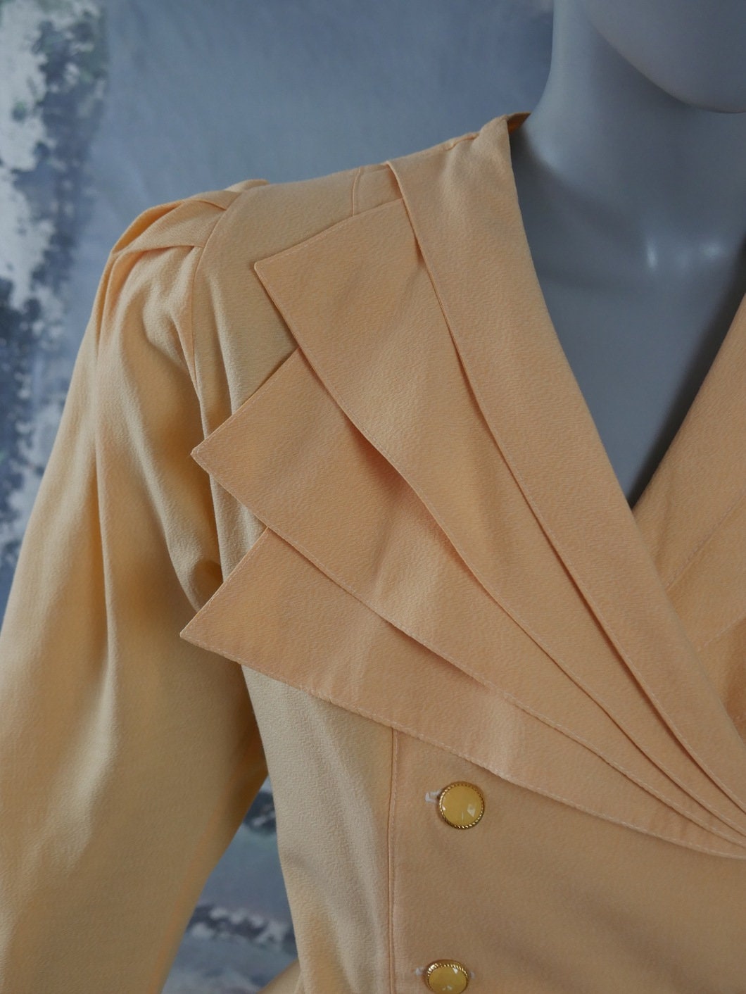 1980s Vintage Summer Dress, Pale Peach w Yellow Undertones Leo Gabor Vintage