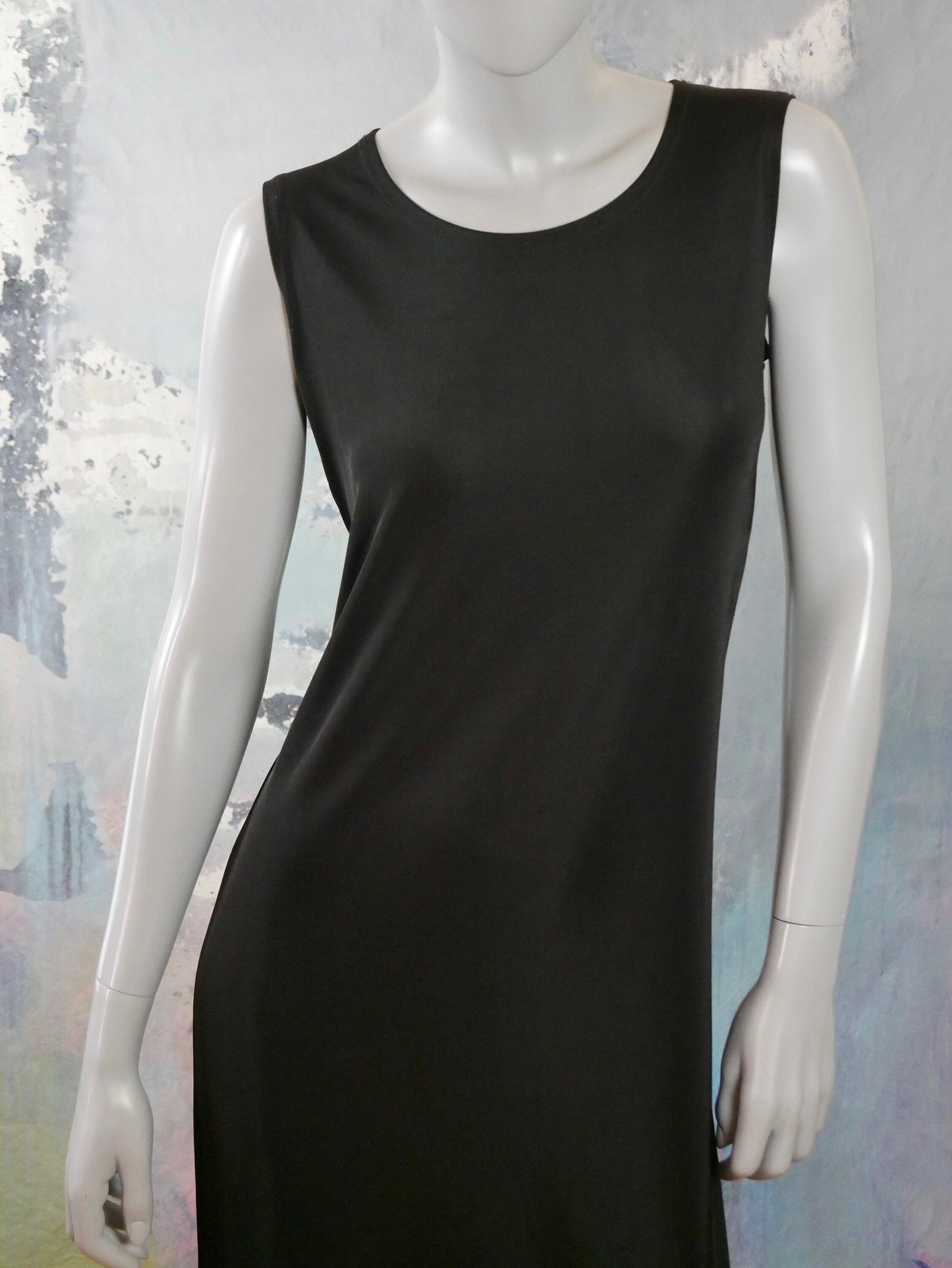 1990s Vintage Sleeveless BlackMidi Dress| European Lightweight Summer Style Leo Gabor Vintage