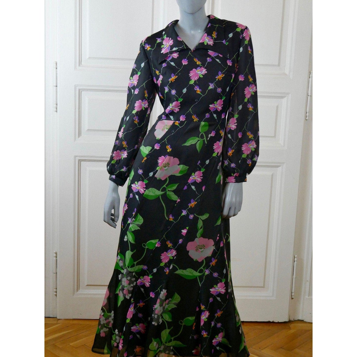 70s Long Black Dress | European Vintage Dagger Collar Floral Maxi Leo Gabor Vintage