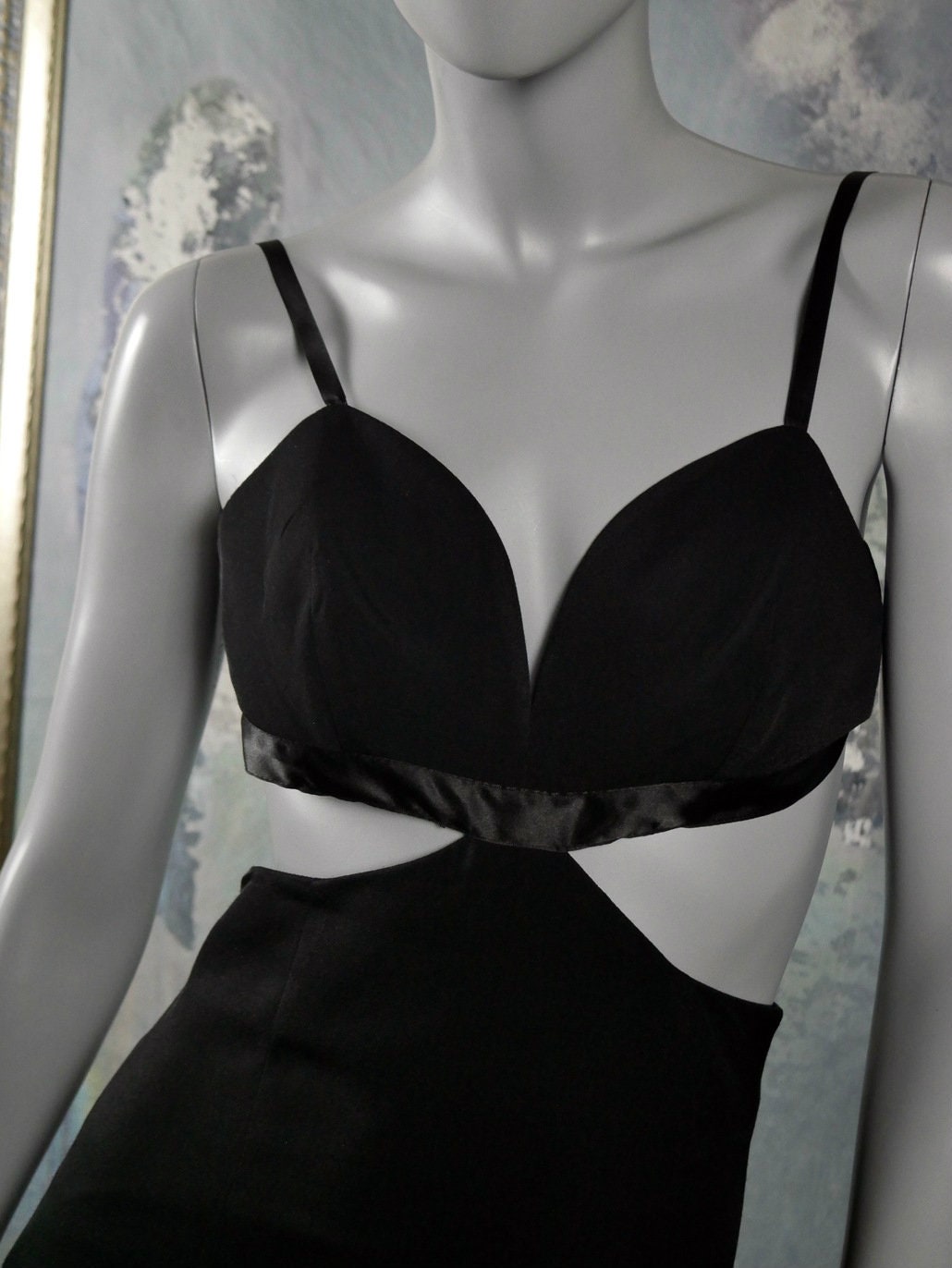 Vintage 70s Disco Dress | Sweetheart Neckline Bra Top | Midi Calf-Length Slimline Design Leo Gabor Vintage