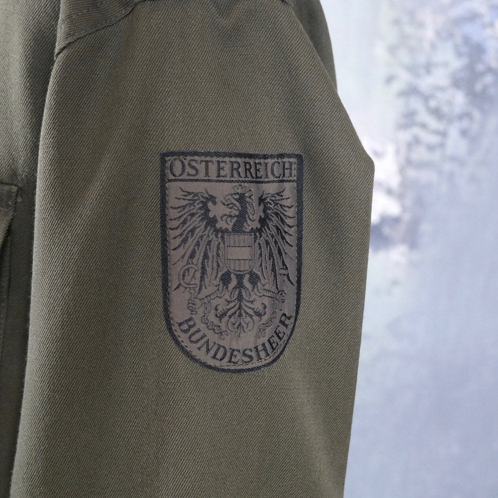 Vintage Austrian Army Shirt | Long-Sleeve Olive Drab with Epaulets | Medium to Large Leo Gabor Vintage