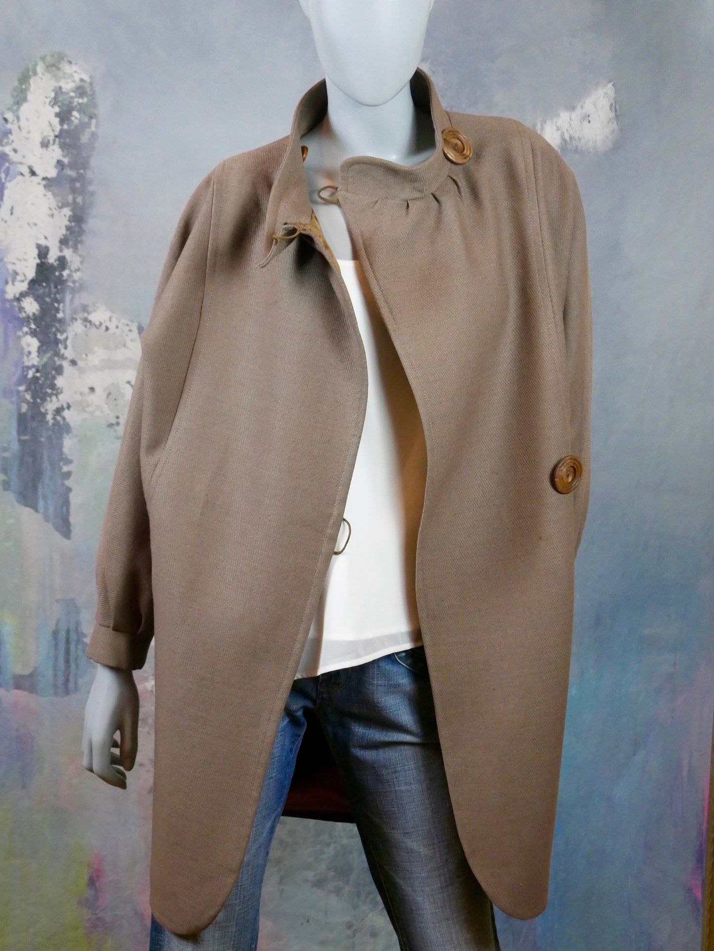 1980s Mod Coat | European Vintage Light Brown Lightweight Wool Blend | Large