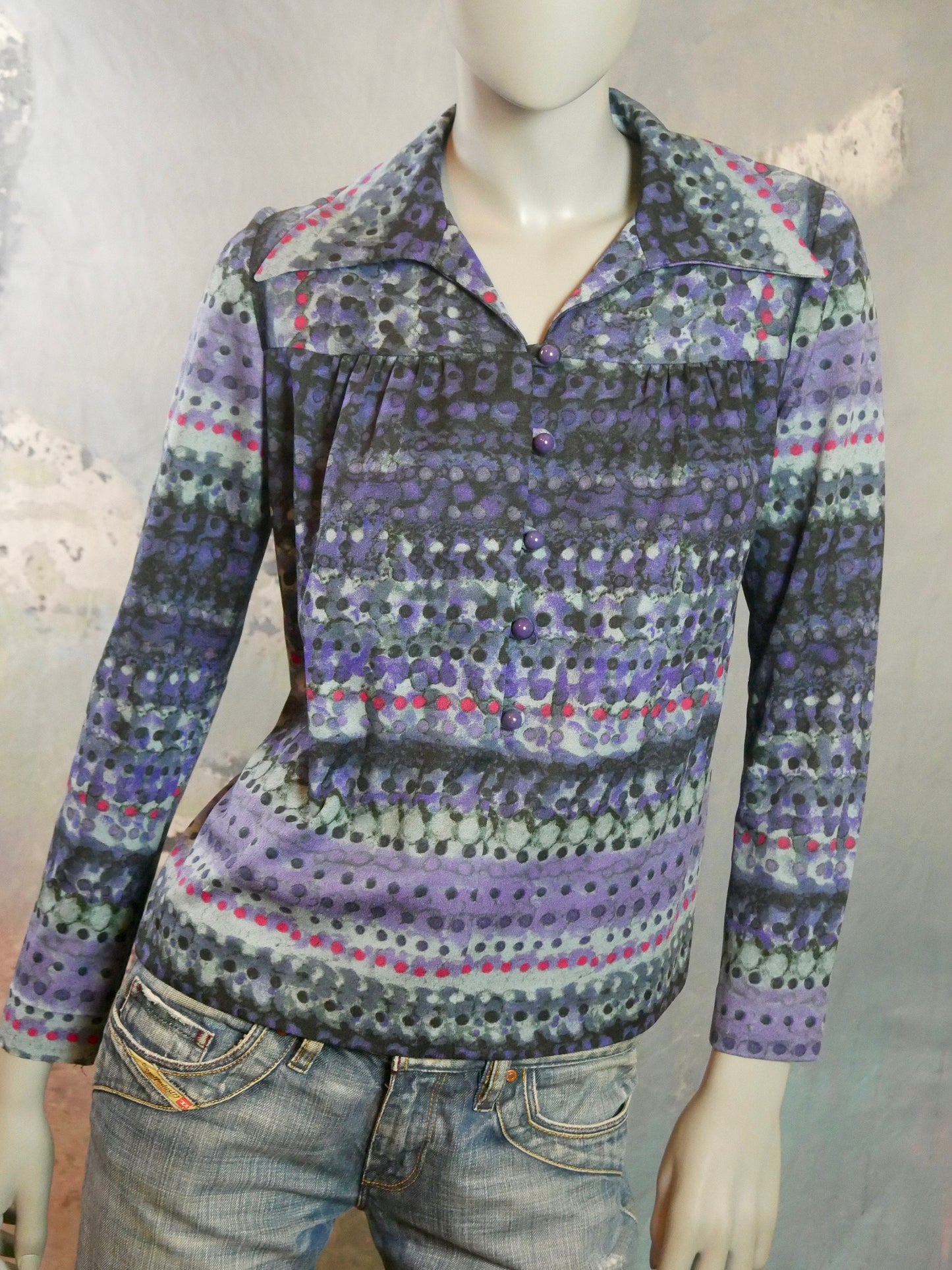 1970s Blouse| British Vintage Loose Fitting Abstract Purple Polka Dot Wide Collar Top | Medium