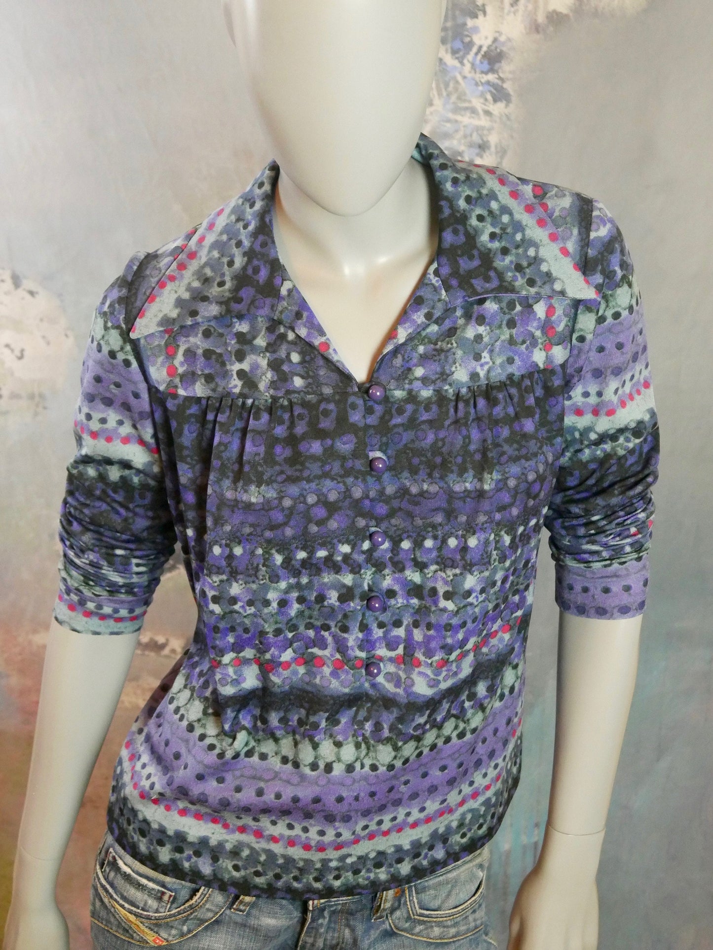 1970s Blouse| British Vintage Loose Fitting Abstract Purple Polka Dot Wide Collar Top | Medium