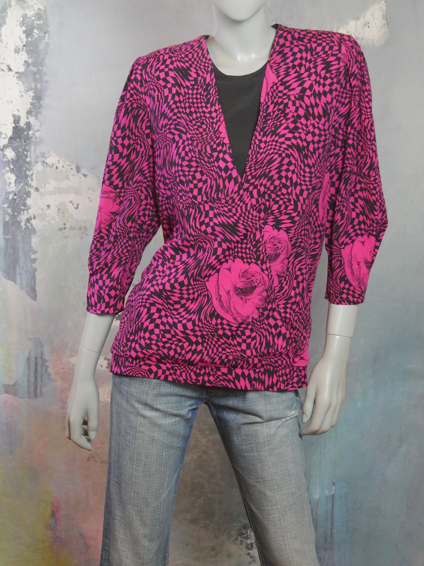 Vintage Blouse | Fuchsia Pink & Black 1980s Abstract Psychedelic Check and Floral Pattern | Medium