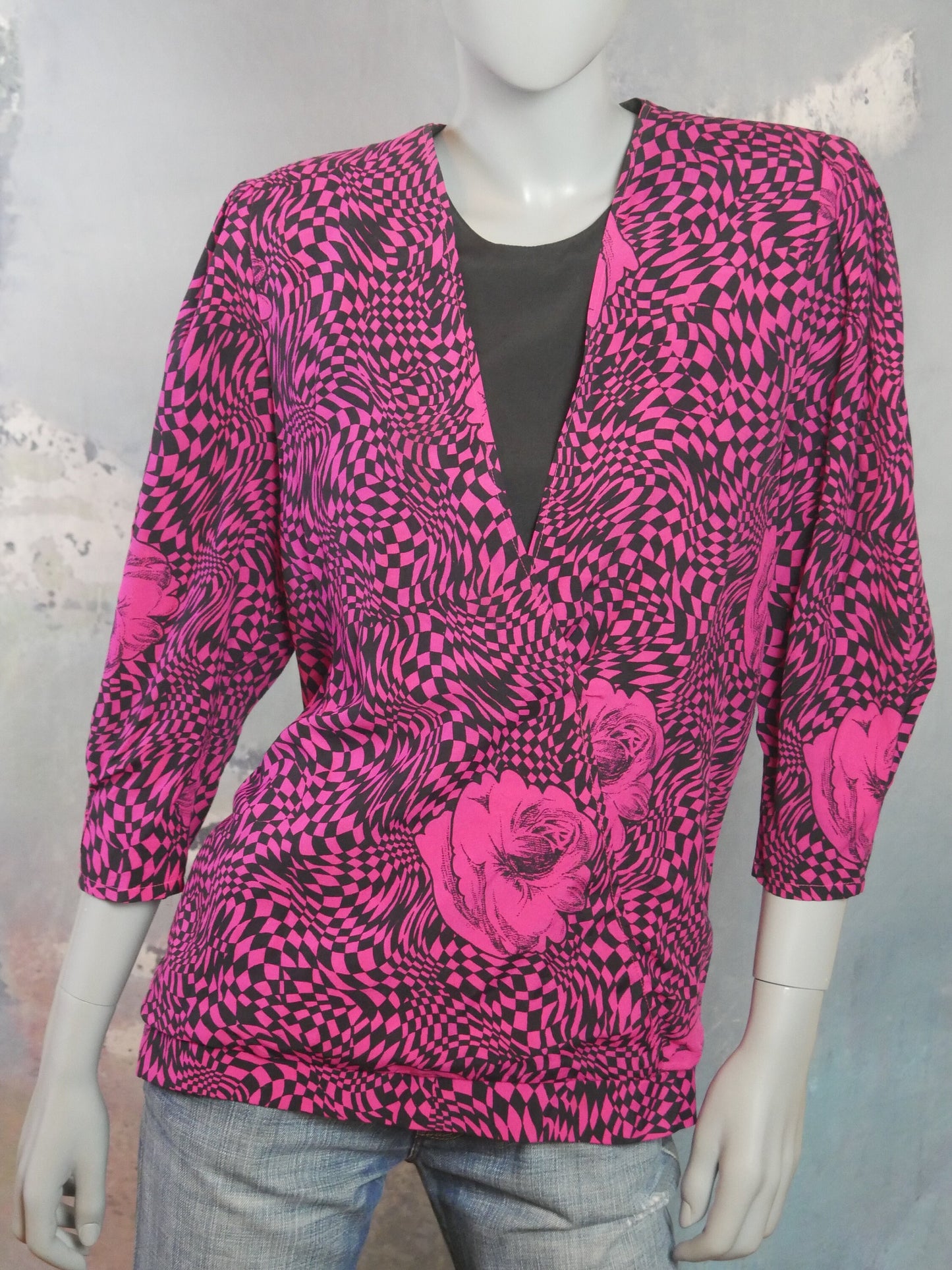 Vintage Blouse | Fuchsia Pink & Black 1980s Abstract Psychedelic Check and Floral Pattern | Medium