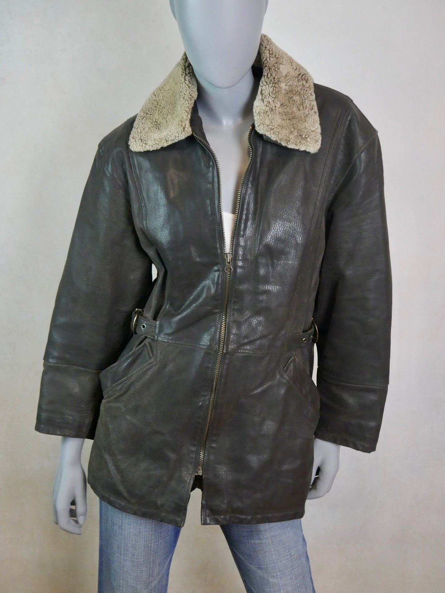 90s Vintage Aviator Jacket | Brown Leather with Detachable Faux Shearling Collar | Medium