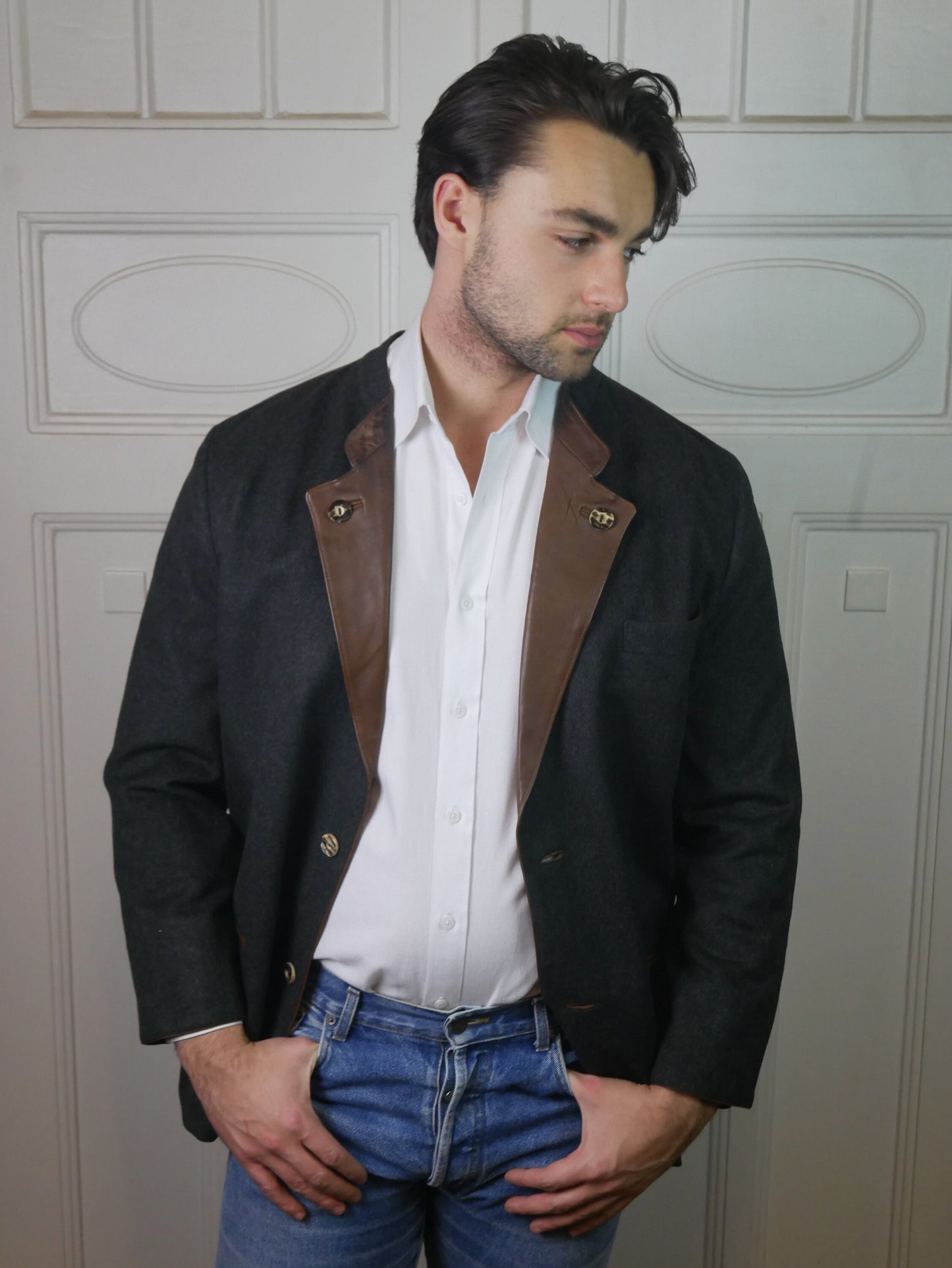80s Vintage Etienne Aigner Jacket | Charcoal Gray Wool with Tan Leather Lapels | Extra Large