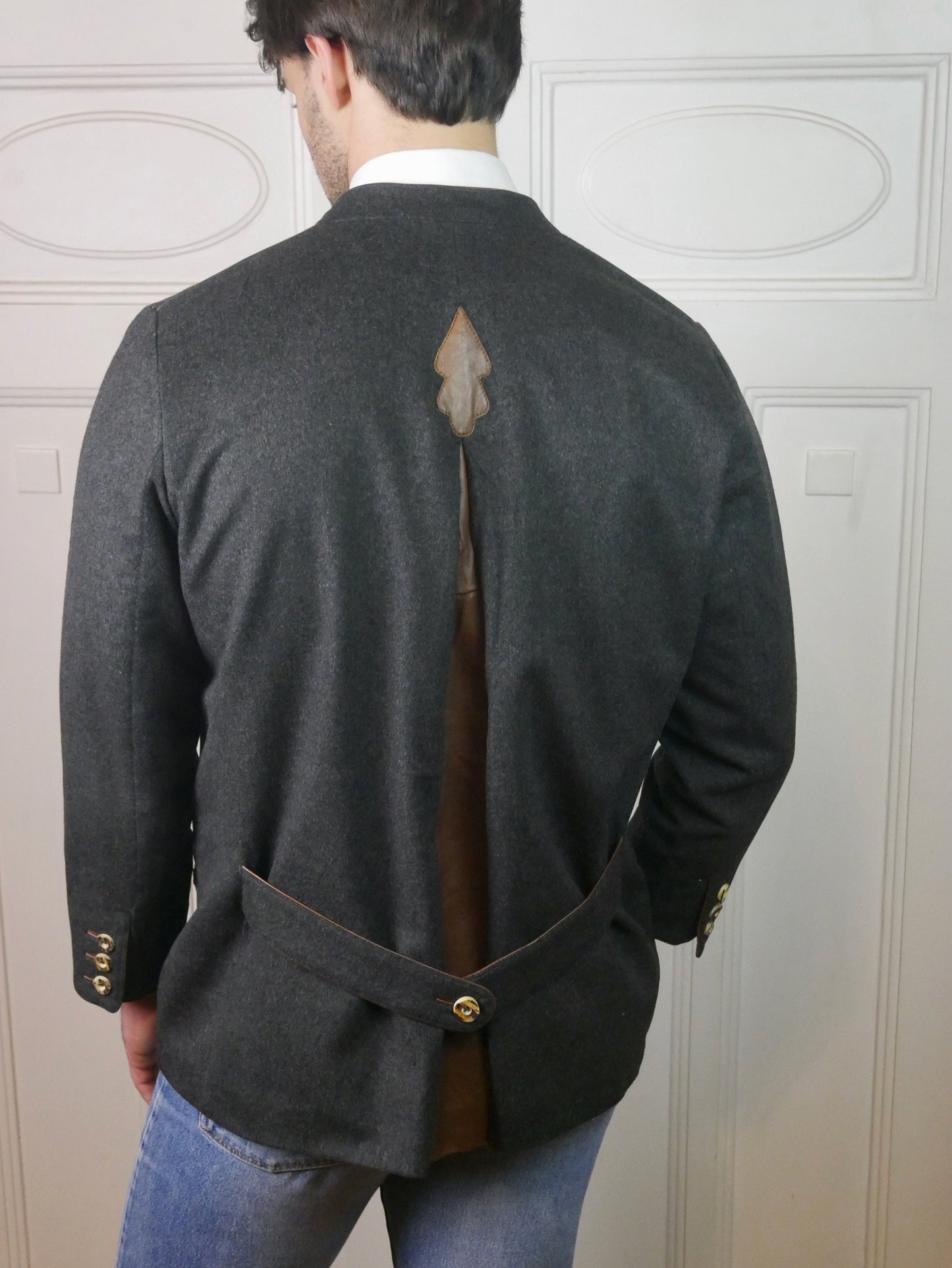 80s Vintage Etienne Aigner Jacket | Charcoal Gray Wool with Tan Leather Lapels | Extra Large