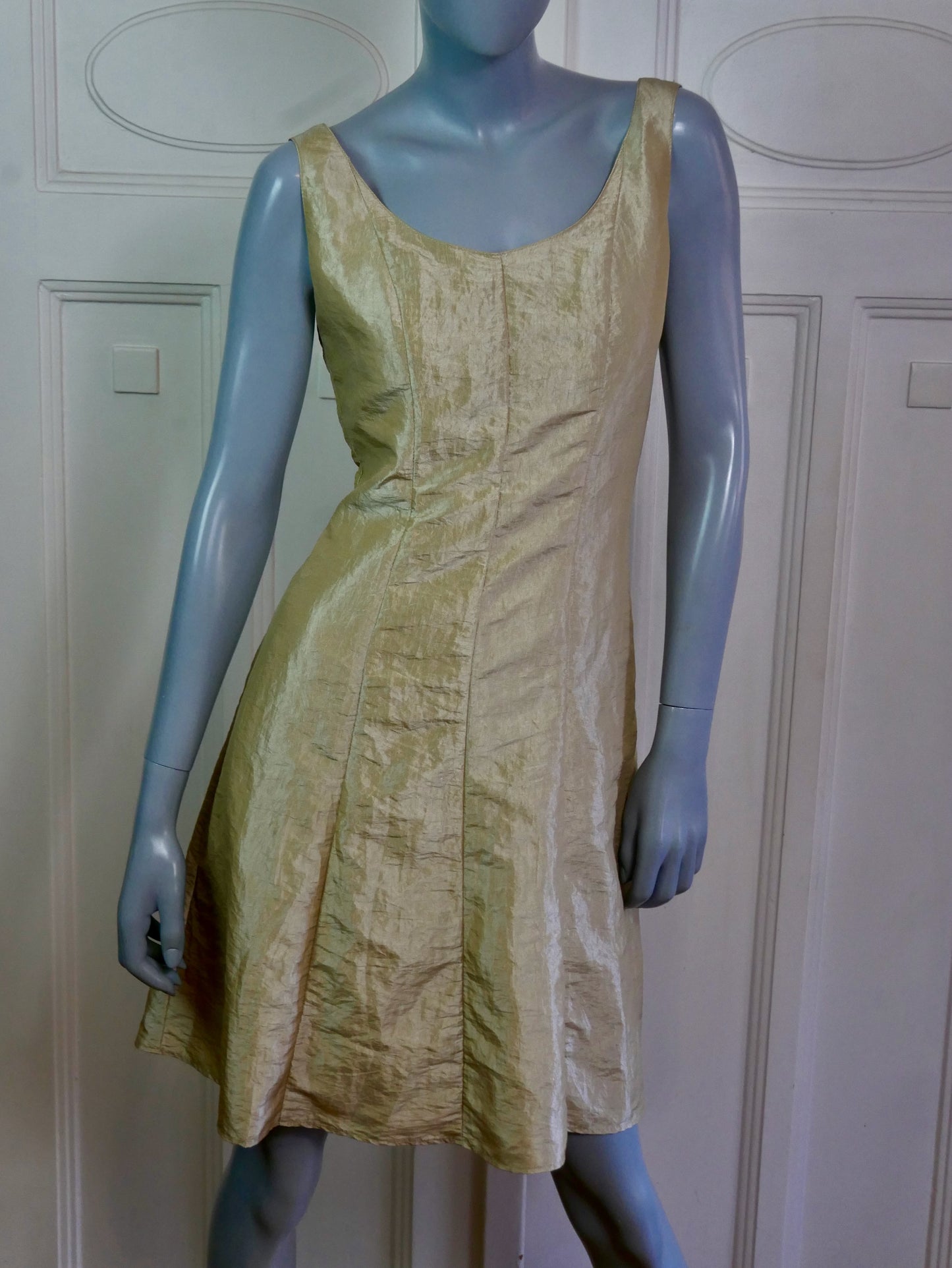 90s Vintage Dress | Gold Sleeveless | Medium