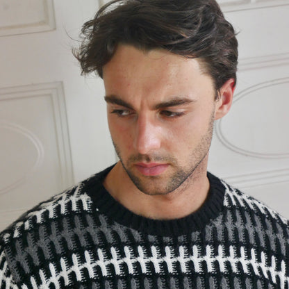 1990s Black & White Sweater | Men's Italian Vintage Knit Pullover | Medium