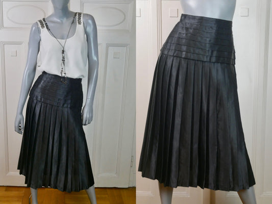 Black Satin Pleated Skirt | 1980s Vintage Womenswear | Small