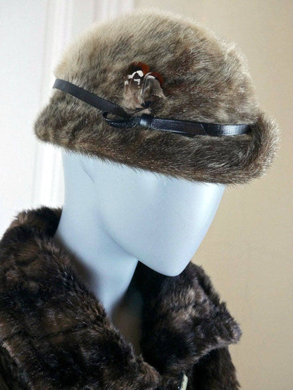 1960s Fur Hat | Brown Spotted Beaver Fur Women's Vintage Bucket Fedora | Large Leo Gabor Vintage