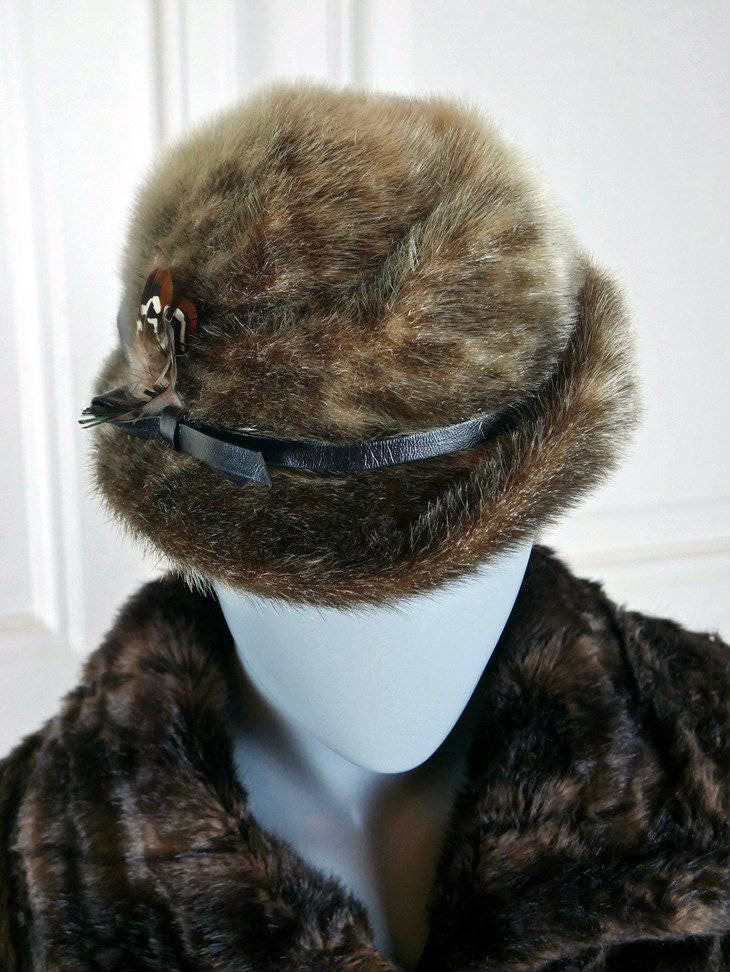 1960s Fur Hat | Brown Spotted Beaver Fur Women's Vintage Bucket Fedora | Large Leo Gabor Vintage