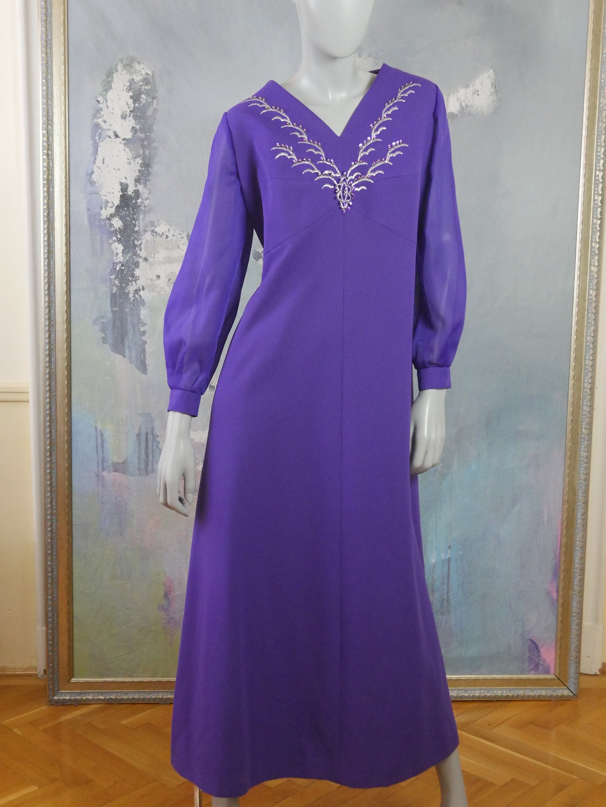 1960s Vintage Formal Dress, Purple with Sequins and Silver Threading Embroidered V Neckline Leo Gabor Vintage