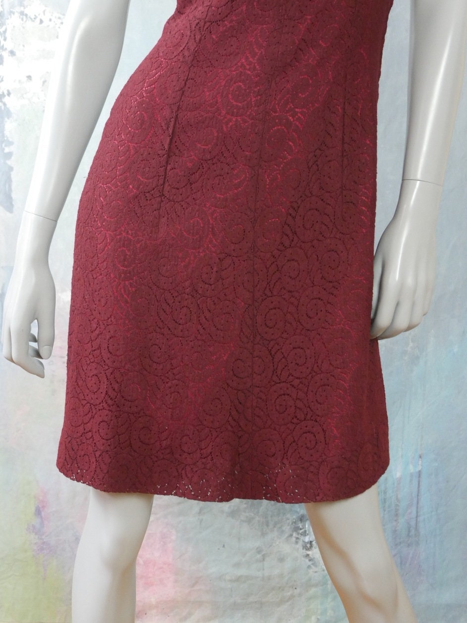 1960s Vintage Sleeveless Dress | Burgundy Cotton Paisley | Mod Summer Style Leo Gabor Vintage