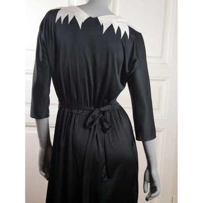 1970s Black & White Dress | British Vintage Knee-Length Leo Gabor Vintage