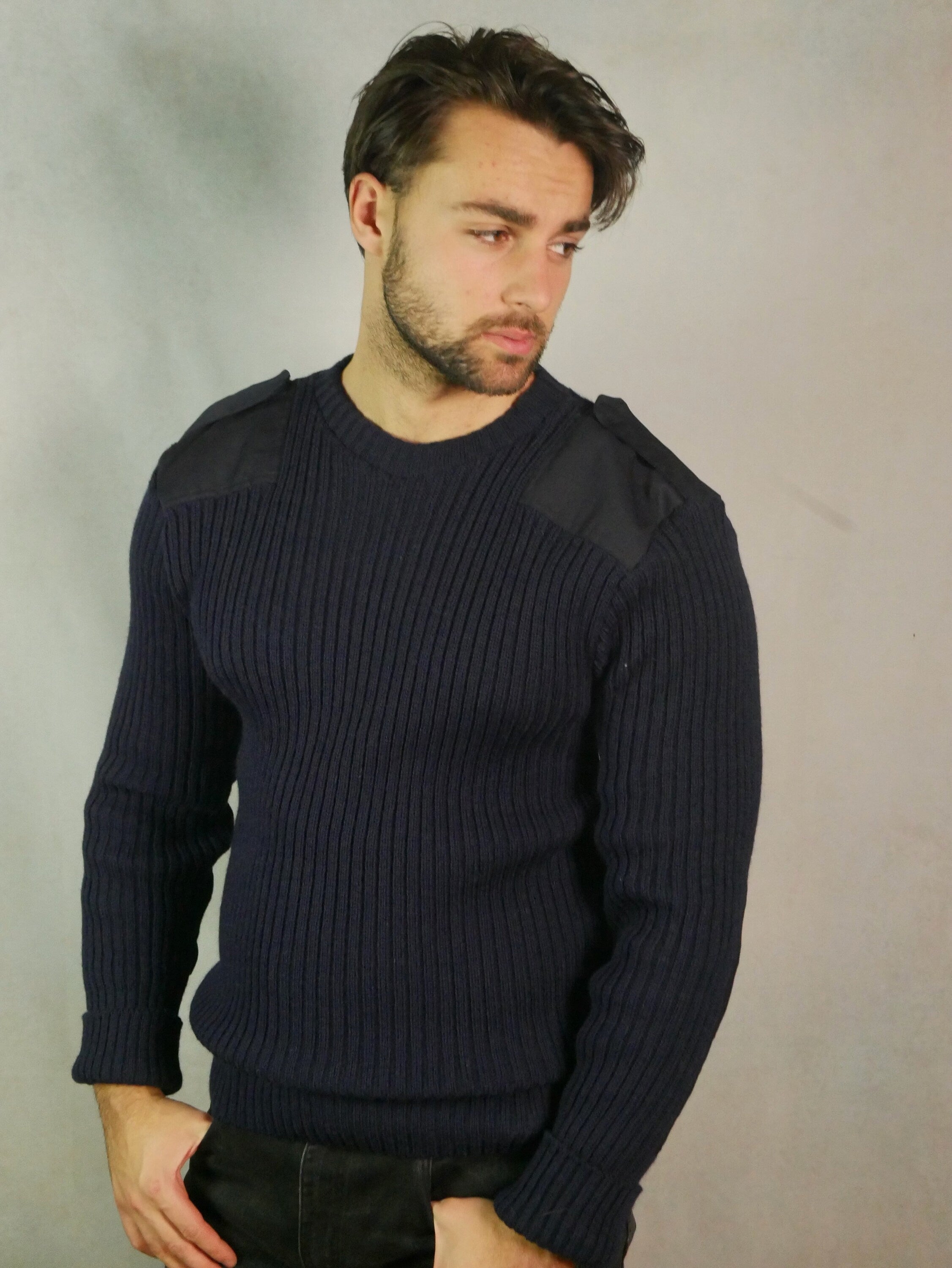90s Vintage Army Sweater Navy Blue British Wooly Pully Commando Crew Leo Gabor Vintage