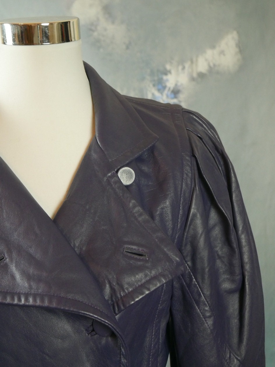 1980s Vintage Purple Leather Jacket with Puff Sleeves | Medium