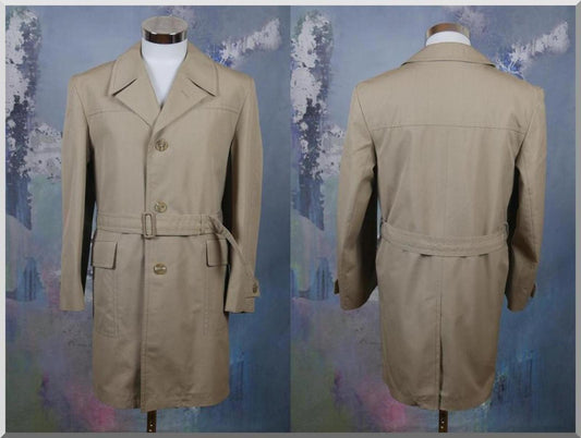 1970s Vintage Beige Trench Coat | Single-Breasted Belted Raincoat | Medium