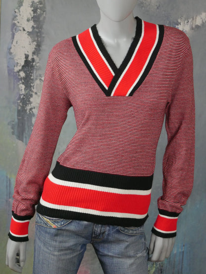 1970s British Pullover | Vintage Red Black & White V Neck Sweater | Medium