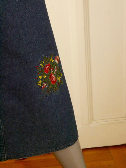 1990s Vintage Denim Skirt with Embroidered Flowers | Medium