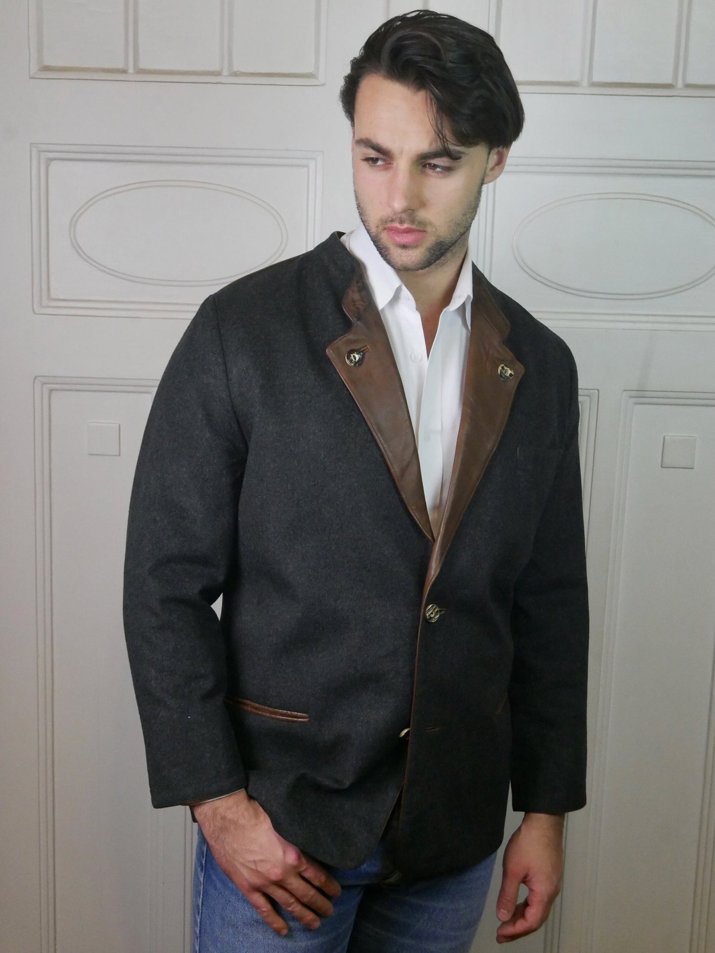 80s Vintage Etienne Aigner Jacket | Charcoal Gray Wool with Tan Leather Lapels | Extra Large